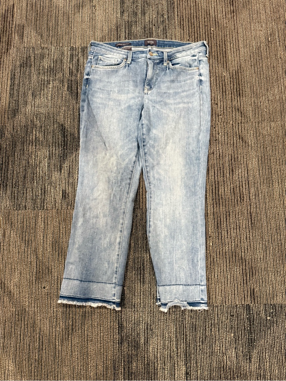 NYDJ Women’s Light Blue Cropped Frayed Hem Barbara Bootcut Jeans